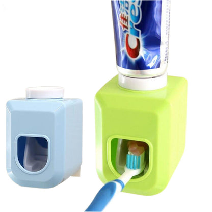 Distributeur automatique de dentifrice